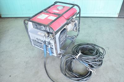 エンジン発電機兼用溶接機新ダイワ工業EGW135中古