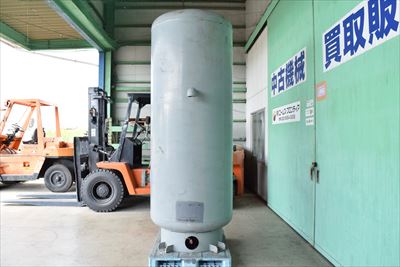 エアータンク 外山鉄工所 2000L中古