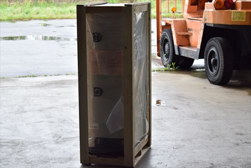チリングユニット ダイキン工業 UWP90A7中古