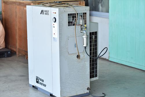 コンプレッサー アネスト岩田 CLP37E-8.5D中古