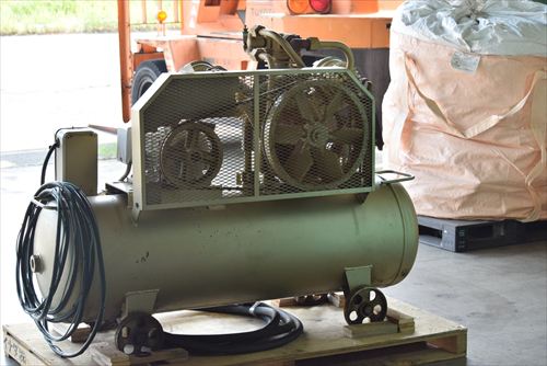 コンプレッサー 東芝 SP106-75T9中古