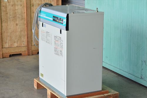 コンプレッサー 日立 POD-1.5M6中古