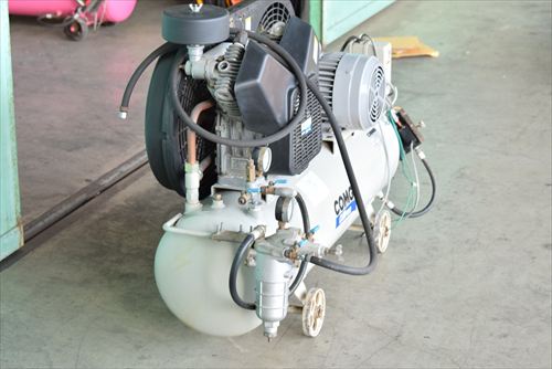 中古 アネスト岩田 TFP22-10 コンプレッサー
