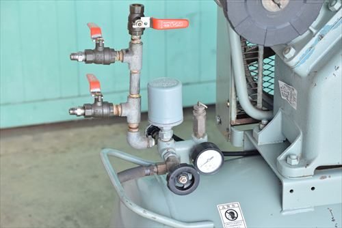 コンプレッサー 日立産機システム 3.7P-9.5VB6中古