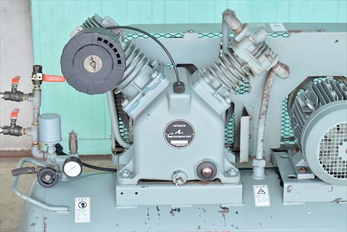 コンプレッサー 日立産機システム 3.7P-9.5VB6中古