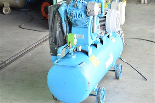 コンプレッサー 明治機械 GK-55C6中古