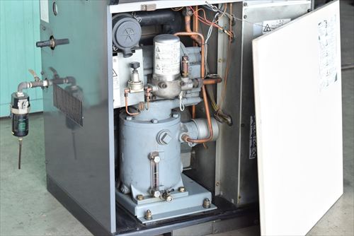 スクリューコンプレッサー 日立産機システム OSP-7.5M6AR2中古