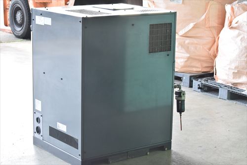 スクリューコンプレッサー 日立産機システム OSP-7.5M6AR2中古