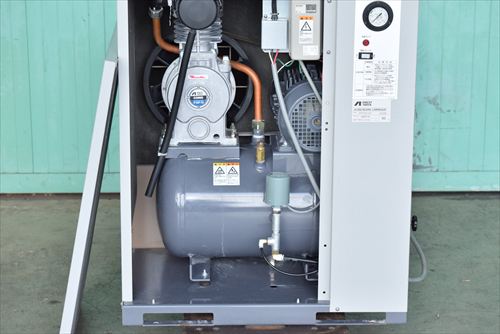 コンプレッサー アネスト岩田 CFP15CC-8.5中古