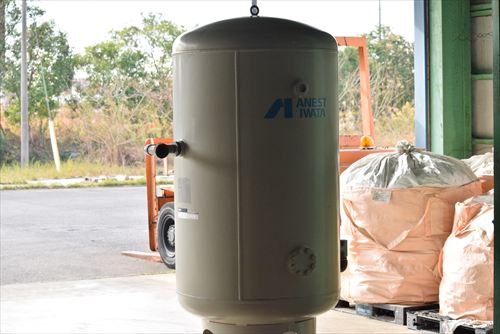 エアータンク アネスト岩田 SAT-1000C-85中古