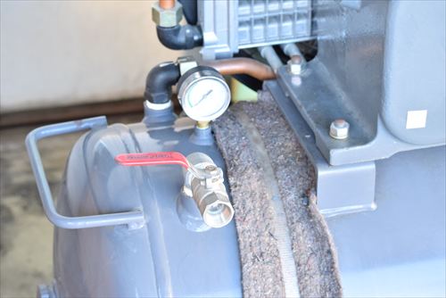 コンプレッサー アネスト岩田 TLP75E-10中古