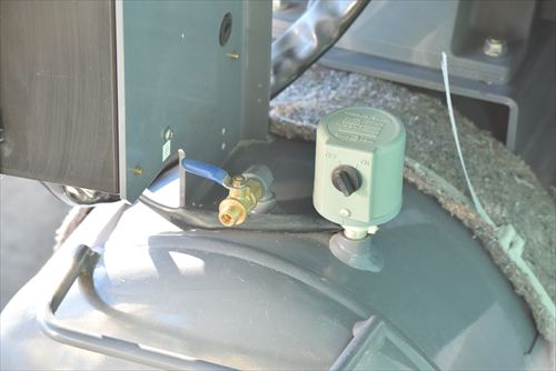 コンプレッサー アネスト岩田 TLP75E-10中古