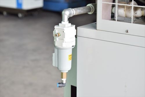 コンプレッサー アネスト岩田 CFP55B-8.5D中古