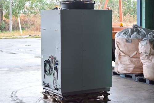 サーモチラー SMC HRL300-A-20中古