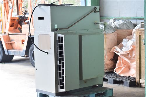 コンプレッサー アネスト岩田 CFP55CF-8.5D中古