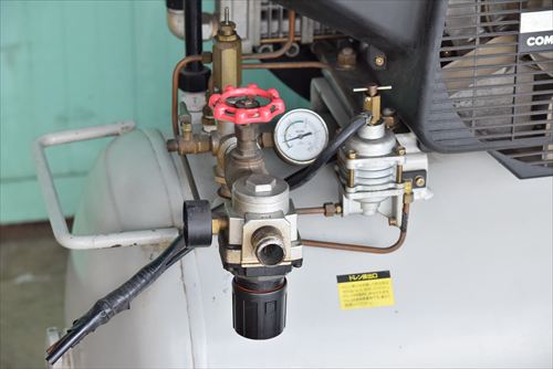 コンプレッサー アネスト岩田 TLP110-14中古