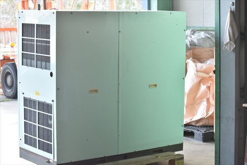 【22kW】スクリューコンプレッサー 三井精機 i-14022A-R中古