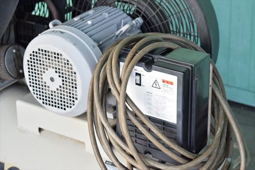 【5.5kW】コンプレッサー アネスト岩田 TFP55-10中古