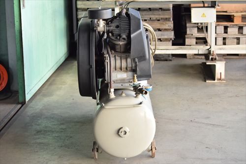 【5.5kW】コンプレッサー アネスト岩田 TFP55-10中古