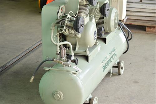 【5.5kW】コンプレッサー 日立製作所 5.5OU-7.5G6中古