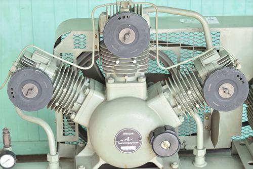 【5.5kW】コンプレッサー 日立製作所 5.5OU-7.5G6中古