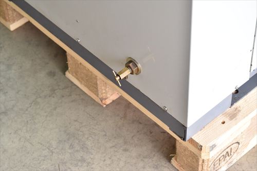 【7.5kW】コンプレッサー アネスト岩田 CLP75E-8.5中古