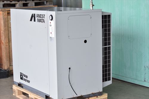 【7.5kW】コンプレッサー アネスト岩田 CLP75E-8.5中古