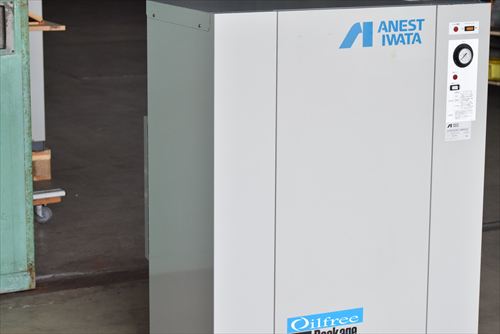 【2.2kW】コンプレッサー アネスト岩田 CFP22CF-8.5D中古