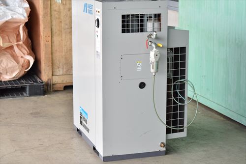 【2.2kW】コンプレッサー アネスト岩田 CFP22CF-8.5D中古