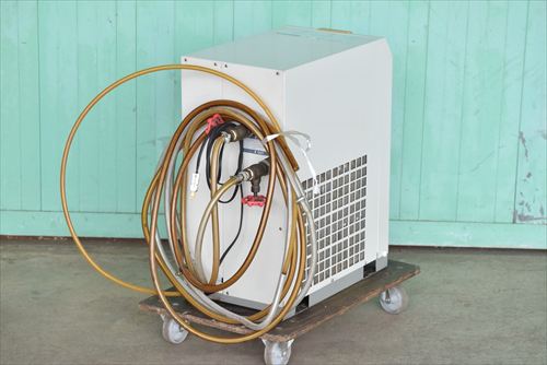 エアードライヤー SMC IDF8E-10中古