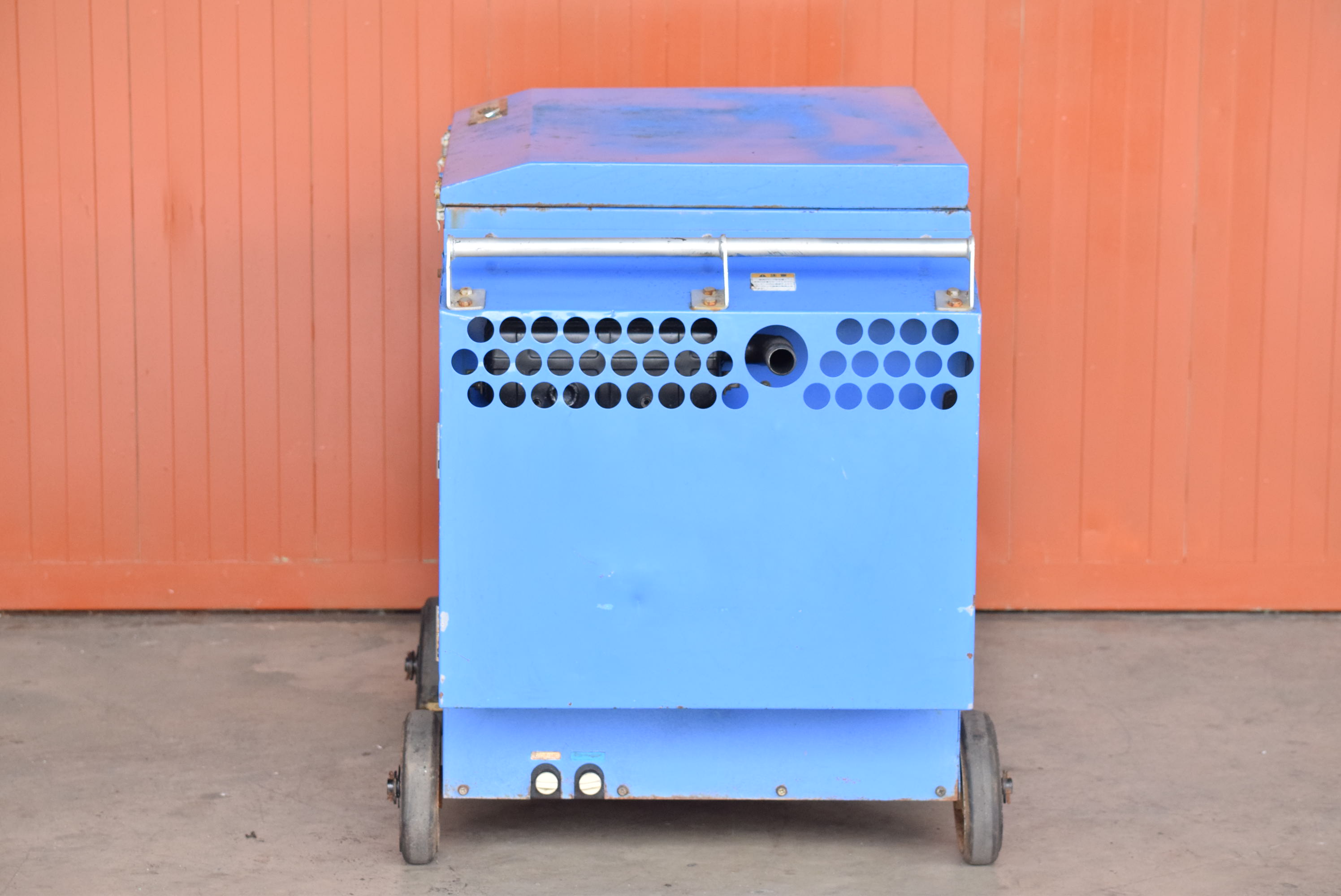 【3.7kW】エンジンコンプレッサー 明治機械 APET-37CY中古