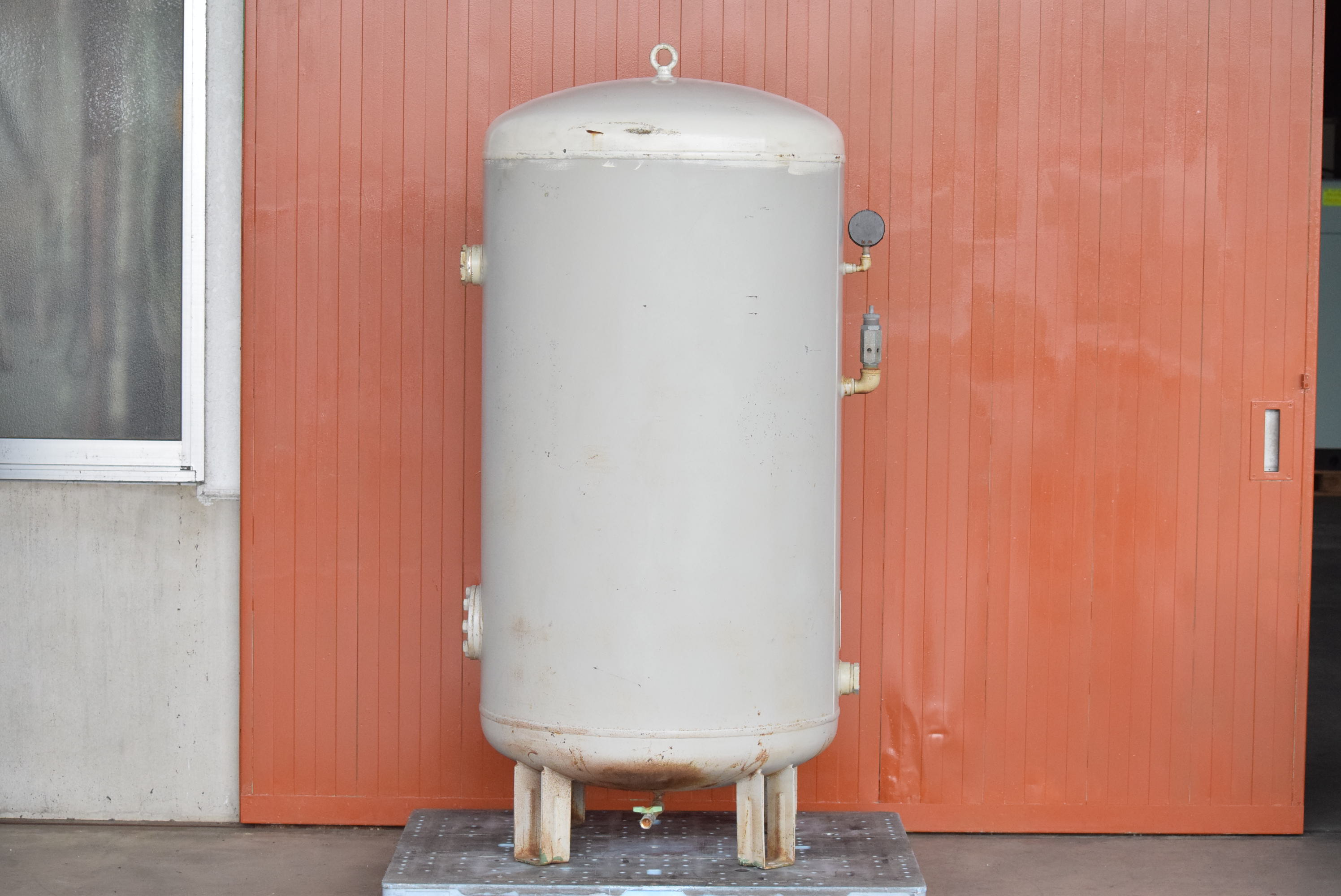 【600L】エアータンク アネスト岩田 SAT-600-100中古