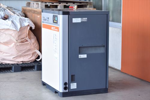 【15kW】スクリューコンプレッサー 日立産機システム OSP-15VARN中古