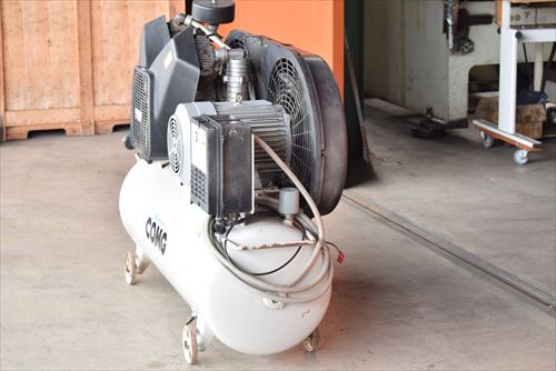 【5.5kW】コンプレッサー アネスト岩田 TLP55-10中古