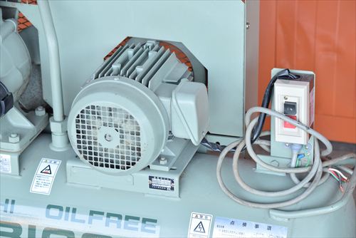 【1.5kW】コンプレッサー 日立産機システム 1.5OU-9.5G6中古