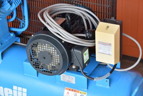 【2.2kW】コンプレッサー 明治機械 GK-22TCA 6P中古