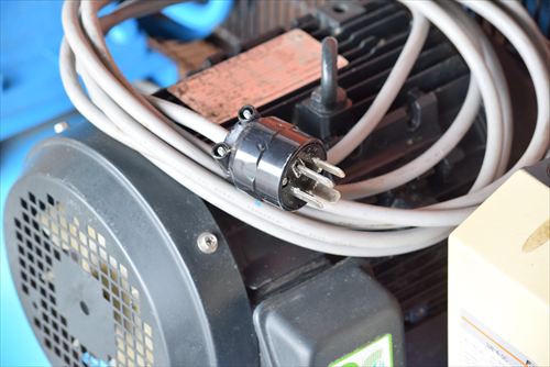 【2.2kW】コンプレッサー 明治機械 GK-22TCA 6P中古