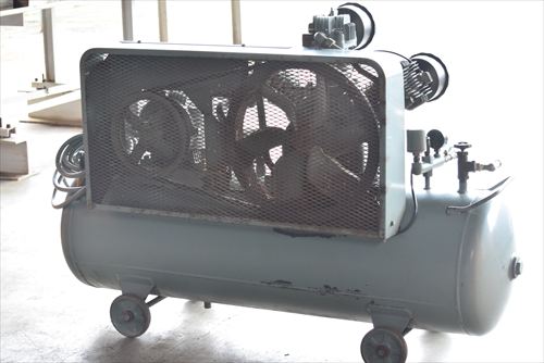 【7.5kW】コンプレッサー 日立産機システム 7.5P-9.5VA6中古