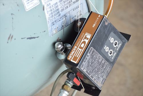【7.5kW】コンプレッサー 日立産機システム 7.5P-9.5VA6中古