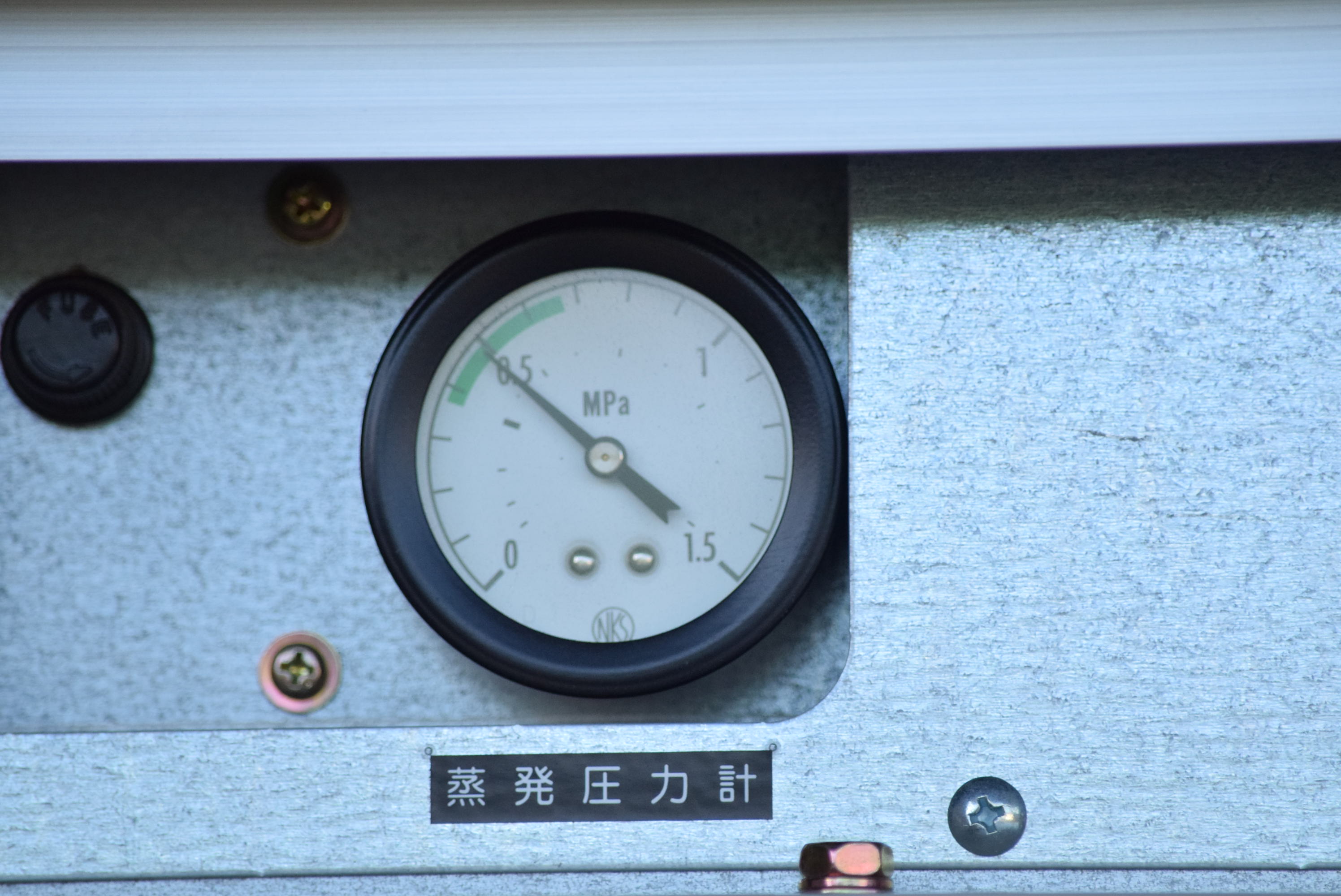 【2.2kW】スクロールコンプレッサー 日立産機システム SRL-2.2DB5中古