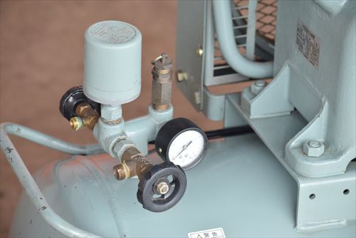 【3.7kW】コンプレッサー 日立産機システム 3.7P-9.5VB6中古