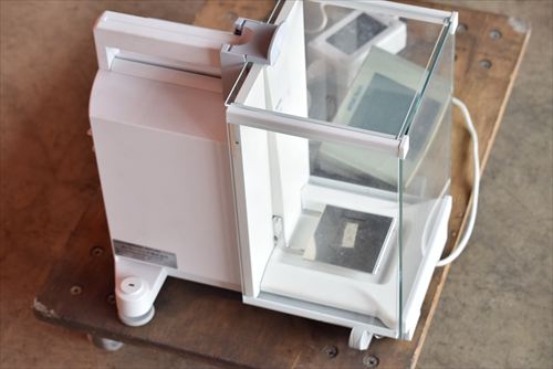 分析天秤（はかり） メトラー・トレド XS104中古