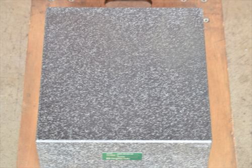 石定盤 新潟精機 300×300×100中古
