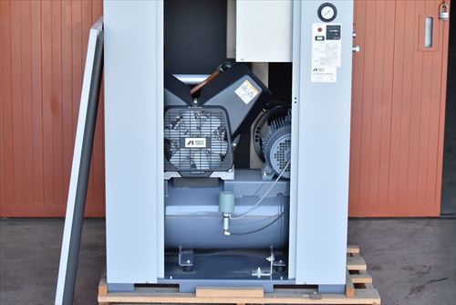 【3.7kW】コンプレッサー　未使用品 アネスト岩田 CFP37CC-8.5D中古