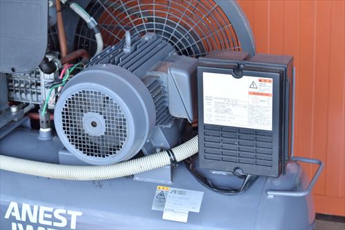 【7.5kW】コンプレッサー アネスト岩田 TLP75E-10中古