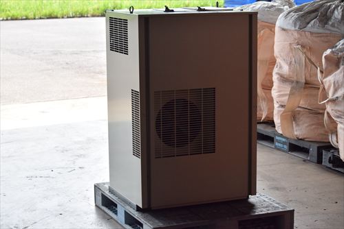 【2.2kW】コンプレッサー 日立産機システム POD-2.2MNB6中古
