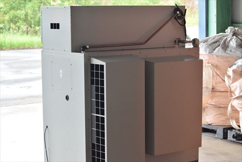 【11kW】コンプレッサー アネスト岩田 CFP110CC-8.5D中古