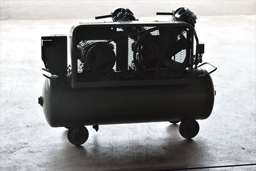 【3.7kW】コンプレッサー 日立産機システム 3.7OP-9.5GB6中古