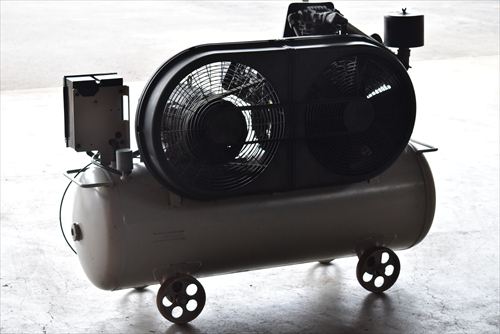 【7.5kW】コンプレッサー アネスト岩田 TLP75-14中古